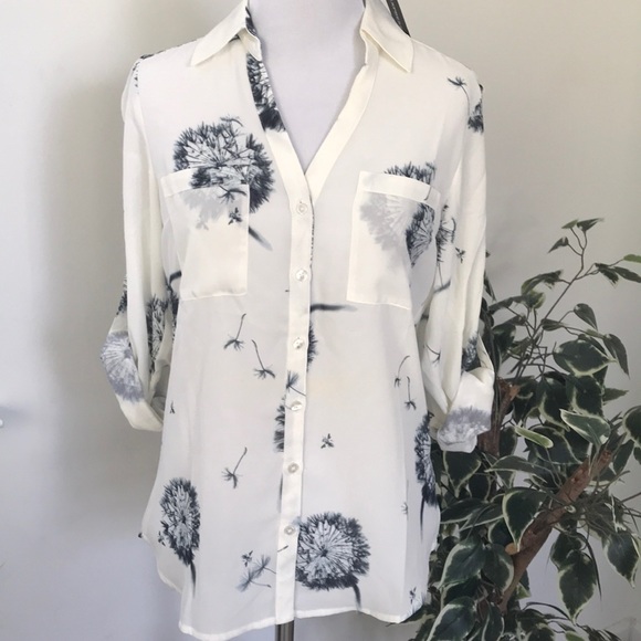 Express Tops - Express button down blouse